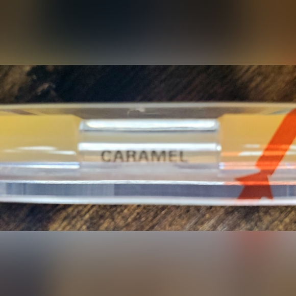 5/75$ PYT BEAUTY - Set Me Up Setting Powder in Caramel - Picture 3 of 12